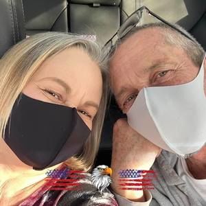 Meet your Posher, Claudia